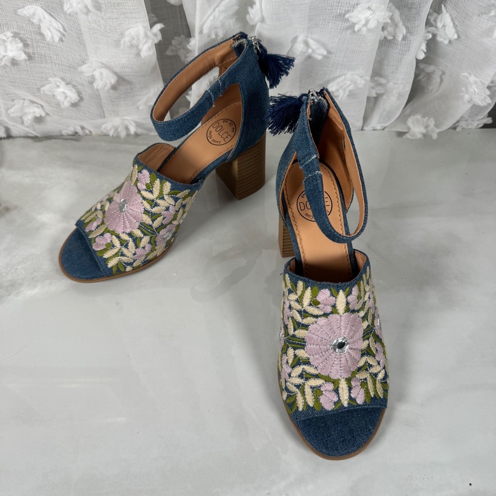 Dolce by Mojo Moxy Embroidered Denim Heels Ankle Strap Open Toe Cottagecore 7M